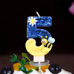 bougies anniversaire chiffres paillettes bleu jaune motifs fleurs décoratives enfants fixations boîte rangement