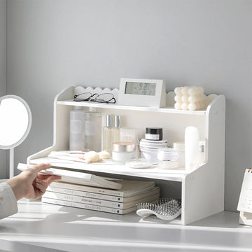 étagère moderne blanc miroir horloge lunettes bloc notes cosmétiques bougie cahier porte crayons clips