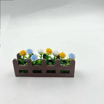 miniature clôture fleurs roses artificielles feuilles vertes décoration jardin blanc marron miniature