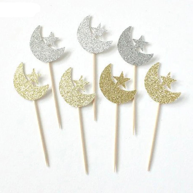 décoration gâteau or argent étoiles lune écriture cursive pique bois fête İslam festive