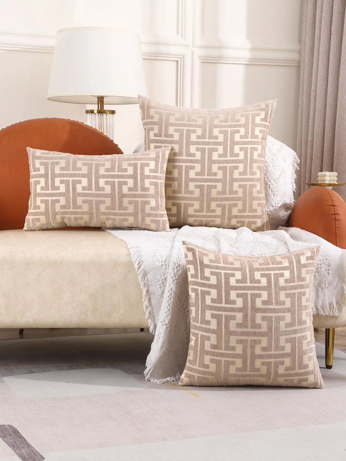 housse coussin brodée motif géométrique moderne polyester coton beige 50cm 50cm chambre quotidien