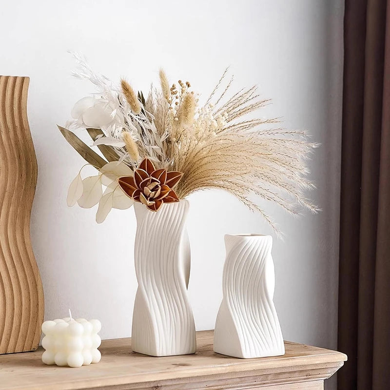 vases décoratifs modernes plastique blanc noir gris vert rayures verticales fleurs maison mariage