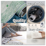 Des textiles de haute qualité, faciles à entretenir et confortables, sont présentés dans cette image. On peut y voir différentes pièces d'ameublement, des accessoires de lavage et des informations sur les propriétés du produit comme le fait qu'il soit lavable.