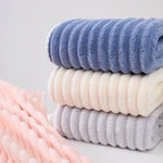 serviette bain rapide absorbante lavable machine rayée moderne blanche rose gris bleuclair