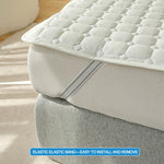 matelas épais blanc texture quadrillée antiacariens antibactéries breathable silent hypoallergenique elasticband
