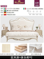 lit double cadre bois blanc détails dorés classique luxe chambre moderne meuble maison