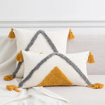 coussin moderne géométrique brodé coton polyester blanc orange moutarde adhésif rectangle square decoration
