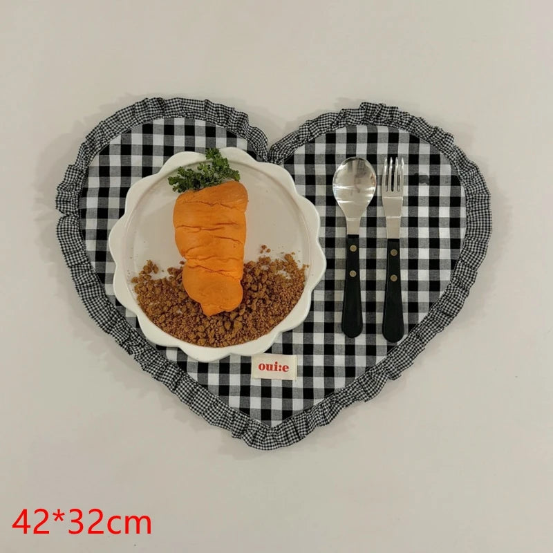 serviettes table coton carreaux rouge blanc noël classiques valentin