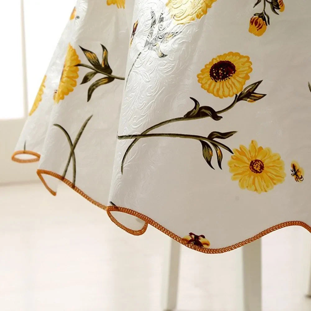 nappe table fleurs classique or blanc rouge verte imperméable pvc dorés 152cm 180cm