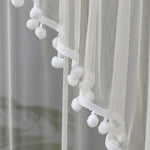 rideau porte décoration dentelle pompons auto adhésif blanc beige violet vertclair