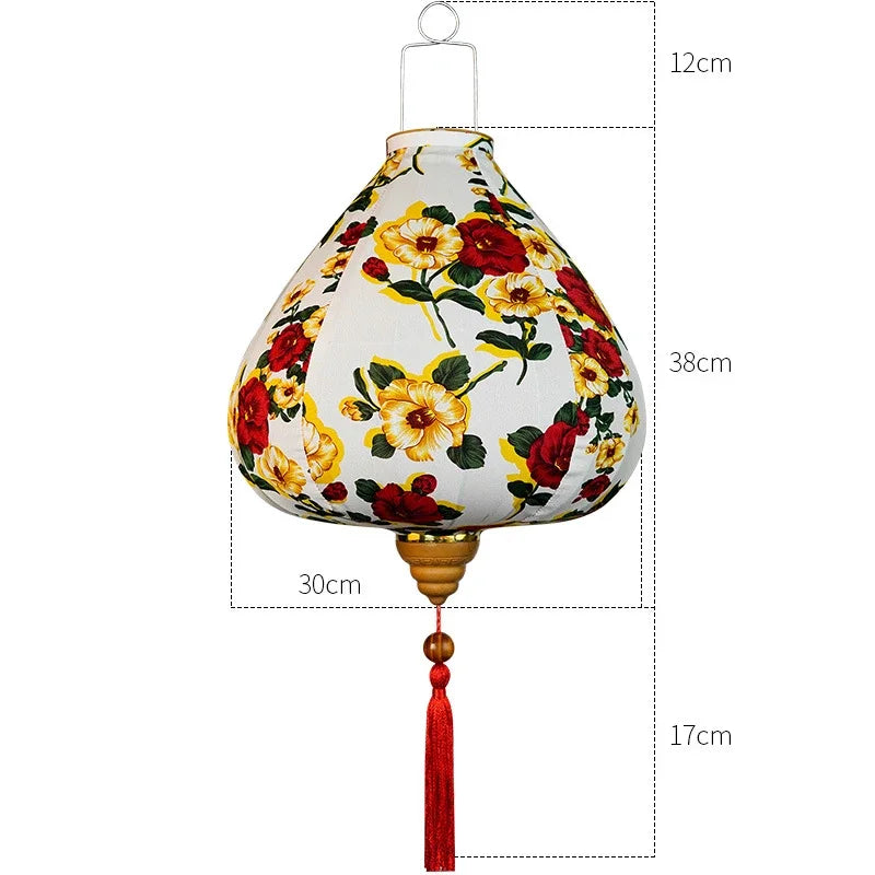 lanterne japonaise traditionnelle rouge fleurs décorative artisanale pompon bois suspendue