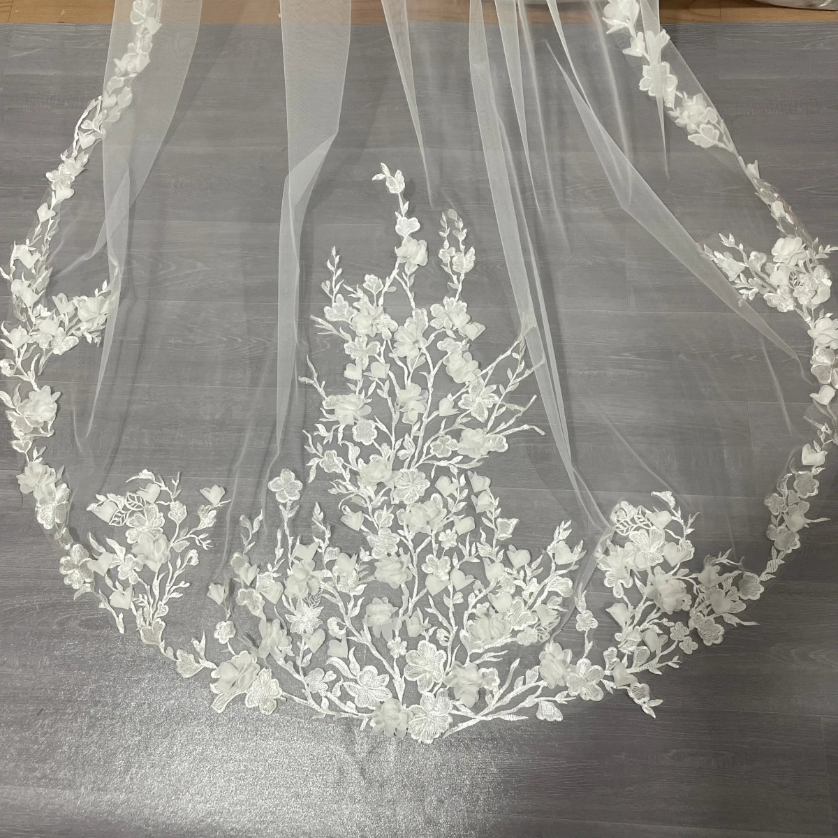 voile mariée blanc bord dentelle fleurs brodées transparent classique polyestère erotique