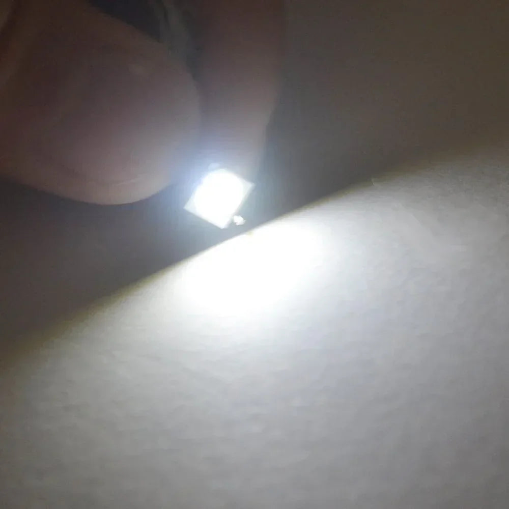 bande led carrée couleurs rgb blanc rouge violet jaune moderne diy connecteurs électriques