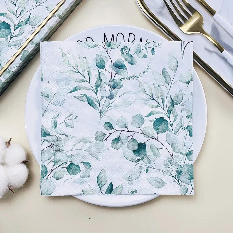 serviettes papier motif feuilles eucalyptus blanc vert rustique decoration table repas