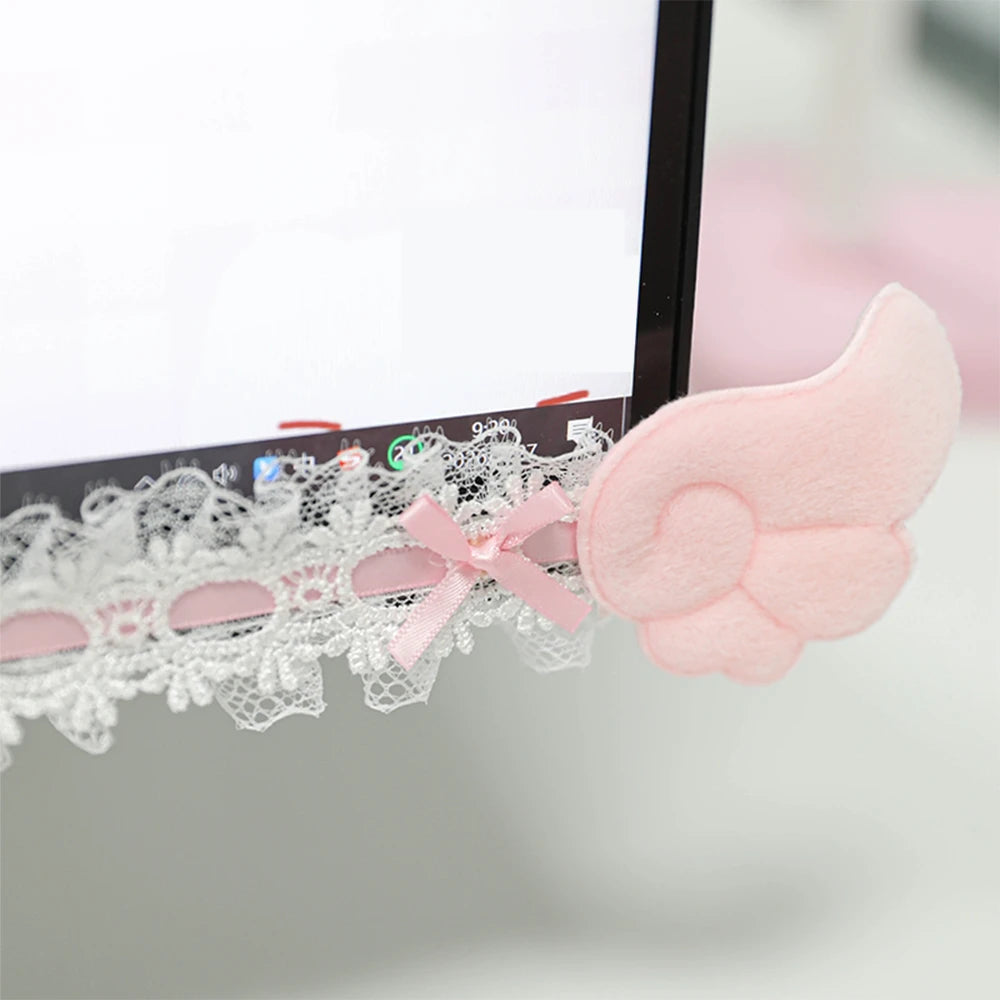 cache écran dentelle rubans coeurs rose blanc noir