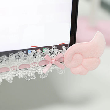 cache écran dentelle rubans coeurs rose blanc noir