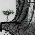 rideau voilage dentelle florale romantique noir blanc motifs végétaux translucide bohème tringle métalliques