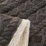 couverture hiver gris motif géométrique contemporain polaire épaisse adhésif oreillers