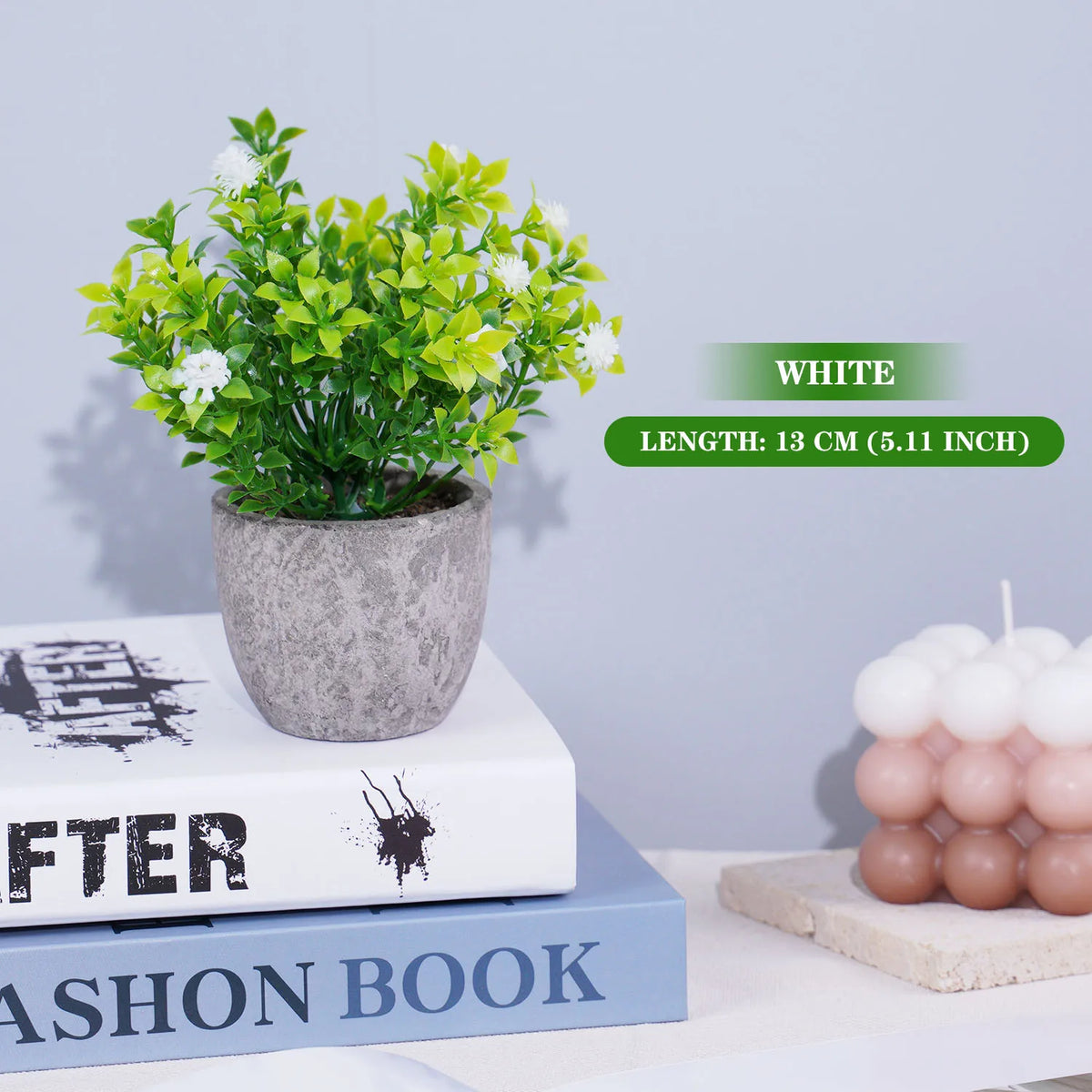 plante artificielle miniature bonsaï feuilles vertes fleurs violettes jaunes maison moderne minimaliste pot inclusion