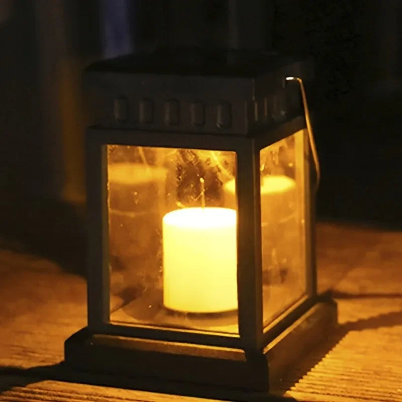lanterne solaire suspendue métallique verre transparent vintage filigrane led noir jaune rustic