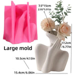 vase silicone forme buste humain blanc rose marron visage stylisé moderne