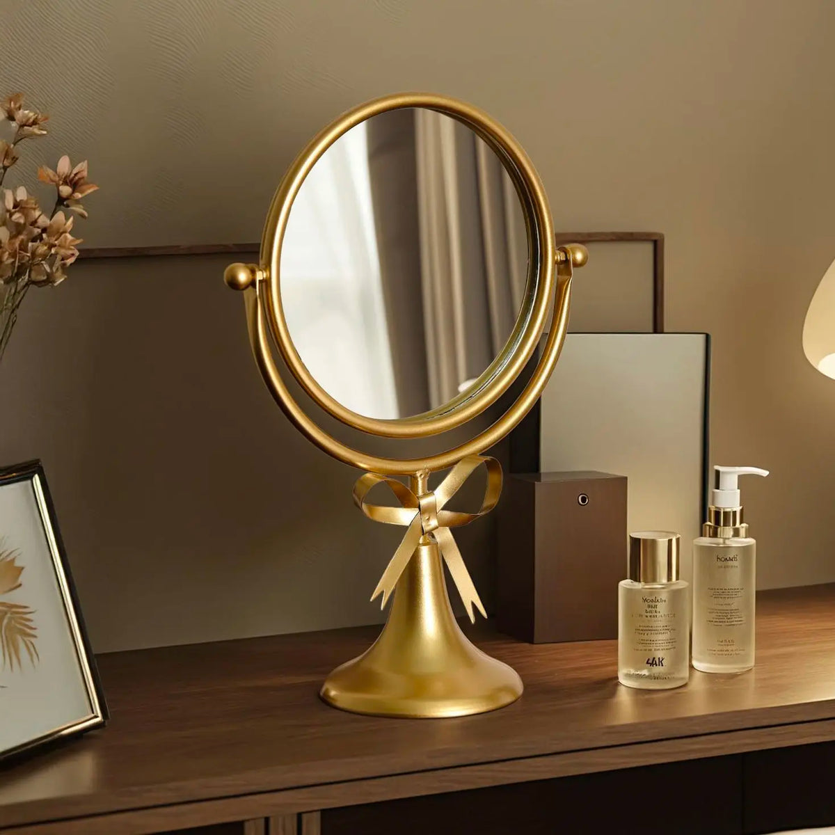 miroir table rotatif or noir rose poudré élégant vintage rubans crèmes aromathérapie