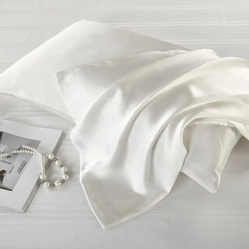taie d'oreiller soie naturelle satinée lit décorative moderne luxe couleur beige blanc