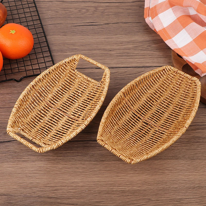 paniers rotin marron clair tissage fin traditionnels poignées intégrées utilisation multiple réutilisable