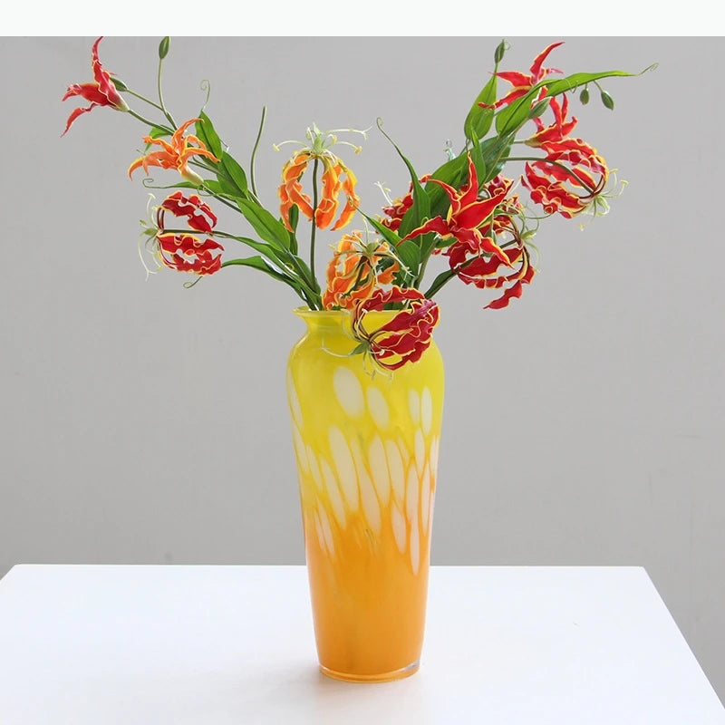 vase verre dégradé couleur bleu orange moderne décoration table arrangement fleurs artistique