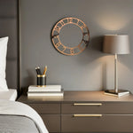 cadre horloge or rose numéros romains gravés moderne décoration murale salon transparent opaqué round