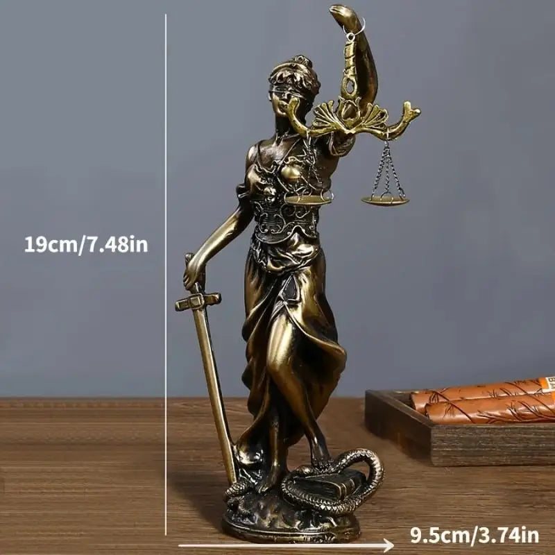 statue justice métal bronze détails sculpturaux balance épée décoration intérieure classique européenne