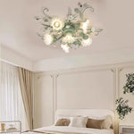 plafonniers luminaire floral verre poli fer blanc vert clair décoration chambre salon