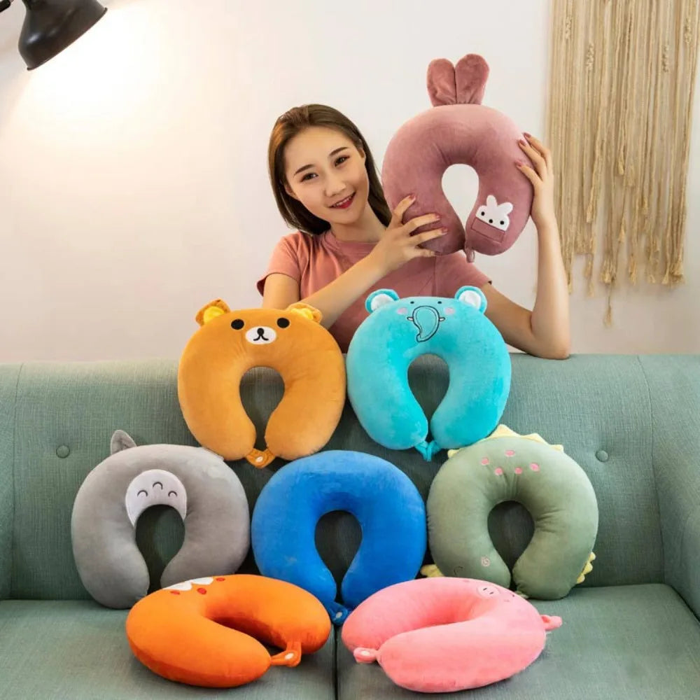 coussin voyage forme dessin animé ours lapin dinosaure orange bleu gris rose vert