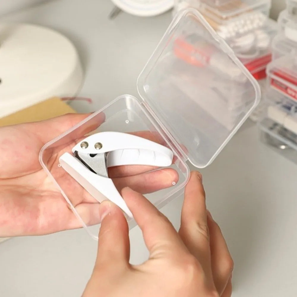 boîtes rangement transparentes couture clips vis boucles ruban aiguilles poignées pratiques fonctionnelles