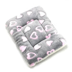 tapis épais coussin animal doux gris bleu clair rose jaune vert pastel cœur étoiles