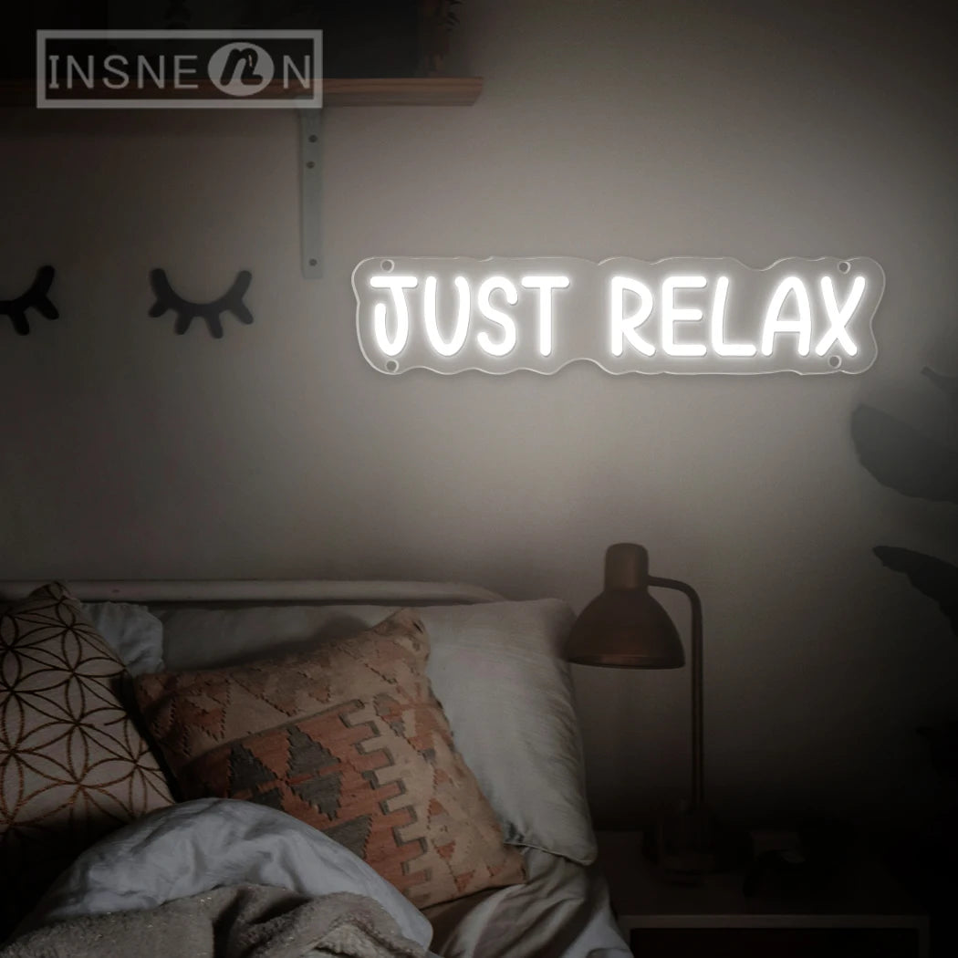 néon lumineux JUST RELAX blanc moderne câble USB interrupteur ON/OFF fixations chambre décoration festive
