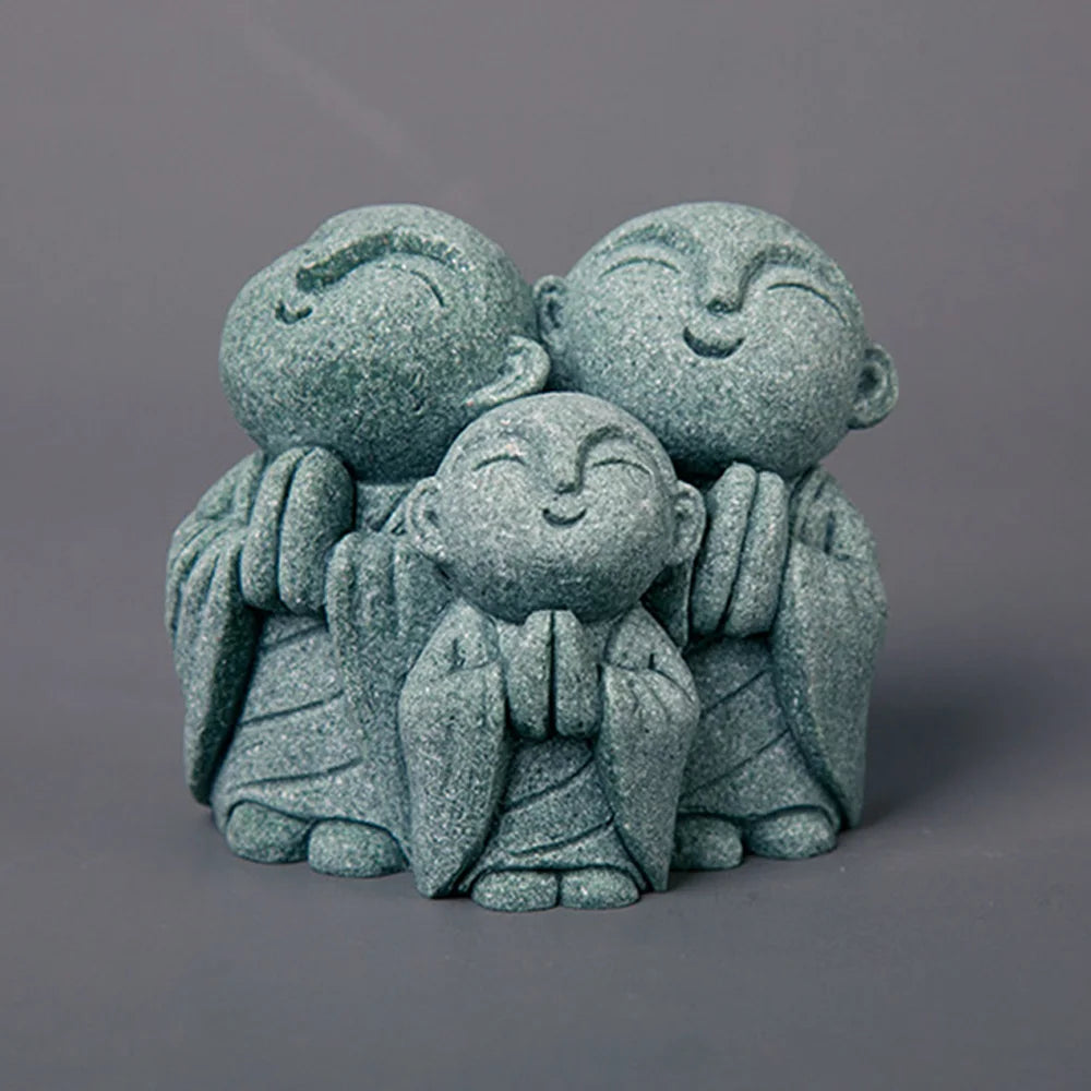 statuettes zen pierre naturelle gris vert texture granuleuse artisanal decoration exterieure intérieure figure bouddhisteposição