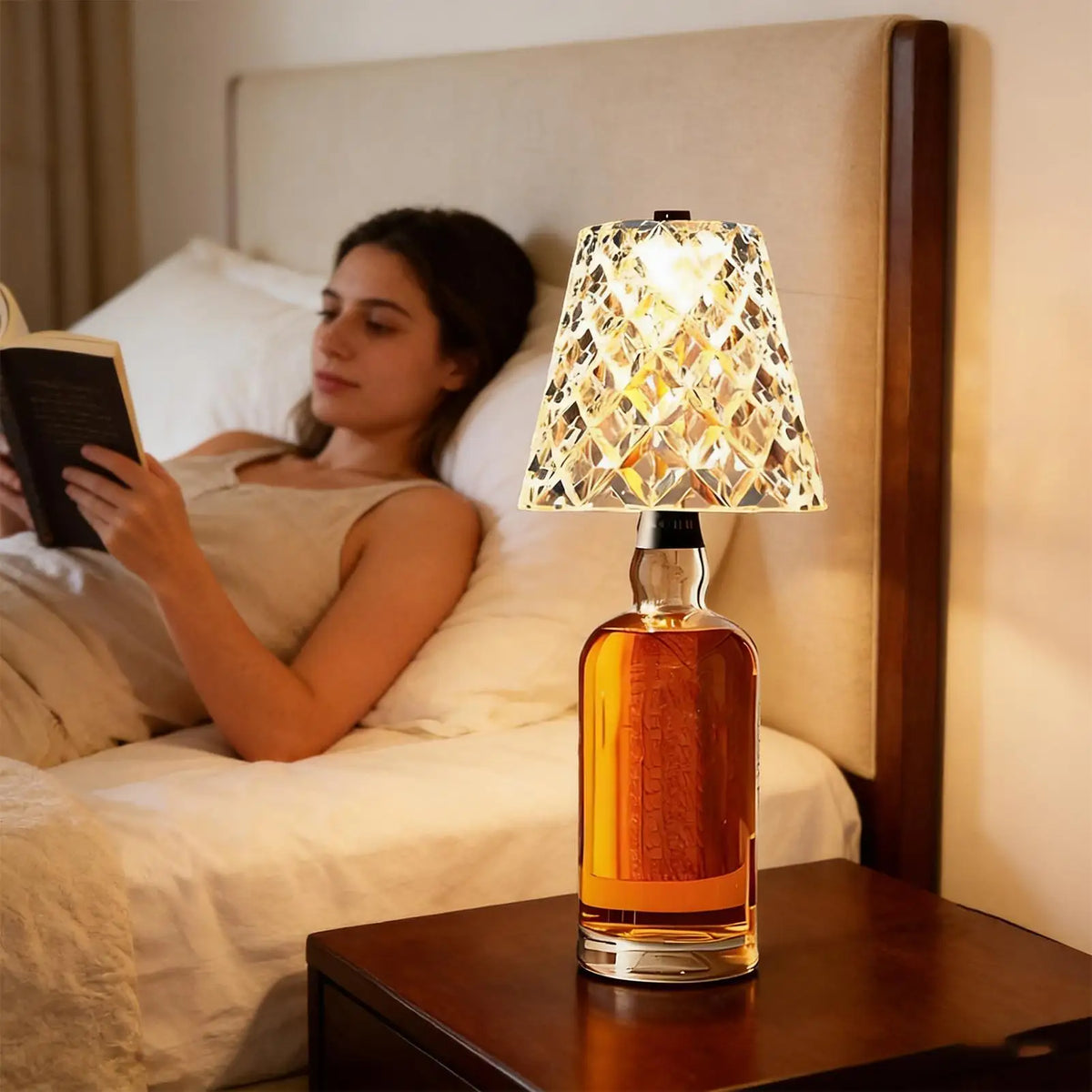 lampe poser transparente dorée diamant striée moderne élégante rechargeable sans fil couleurs tactiles abatjour