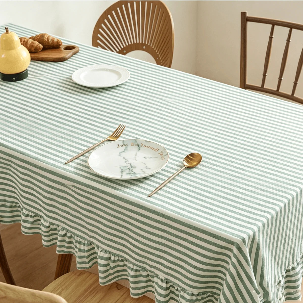 nappe table verte blanche rayures plissée volants imperméable polyester moderne printemps été automne hiverextérieur