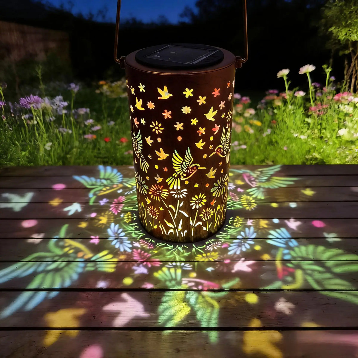 lanterne solaire marron jaune verte bleue fleurs papillons extérieur jardin porche