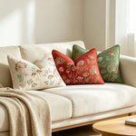 housse coussin carré brodé tissu chenille motif floral vert rouge décor maison lit sofa