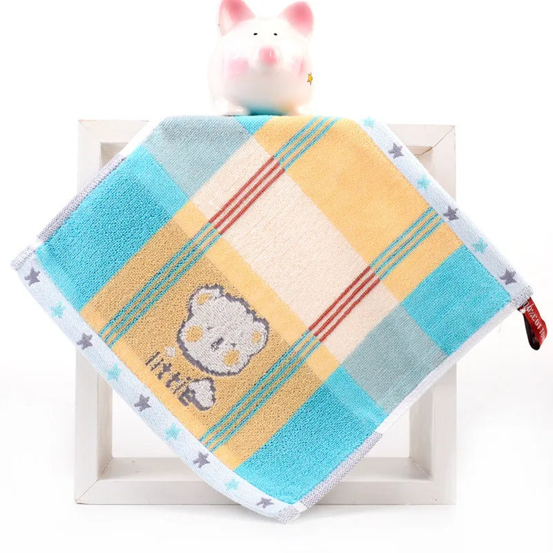 serviettes coton animées dessin triangles lapins nuages étoiles clips enfants rose bleu