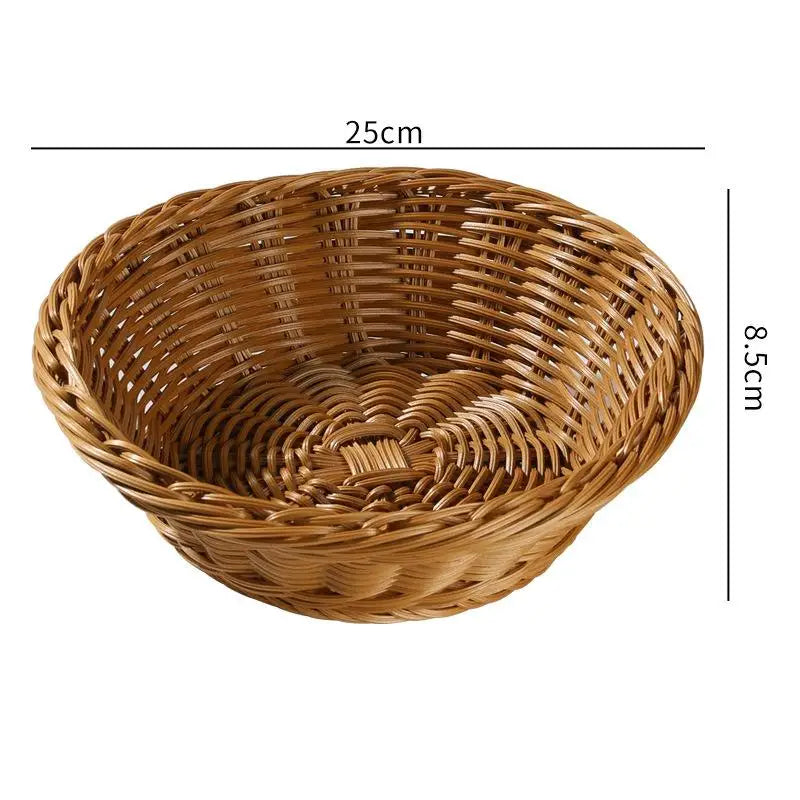 panier osier marron clair tissage traditionnel rustique poignées métalliques fruits légumes maison restaurant