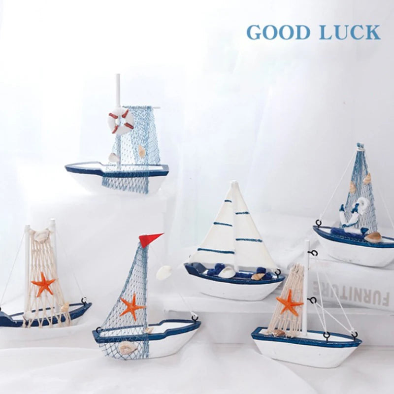 décoration nautique bateau voile blanc bleu orange marin artisanal festive anniversaire thuyền gỗ