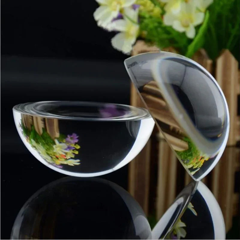 Presse-papier transparent effet grossissant