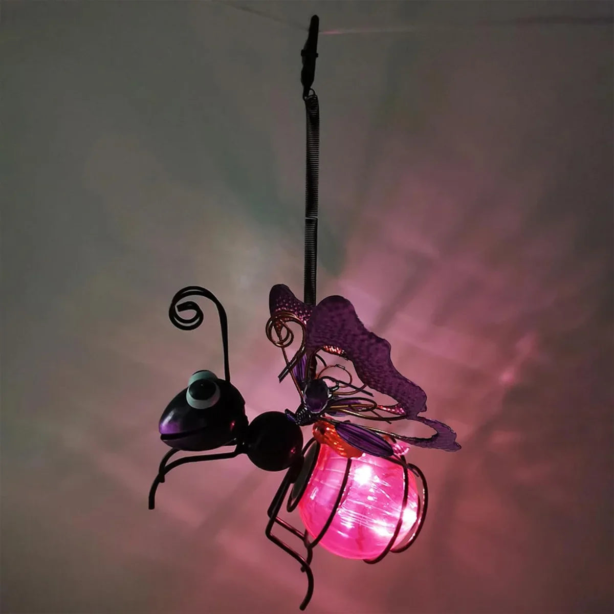décoration extérieure insecte métal led lumineuse or bleu violet roseSuspension