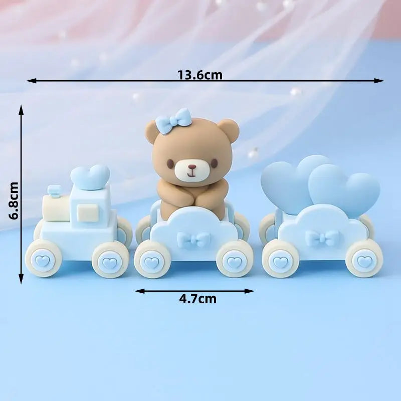 décoration gâteau anniversaire ours bleu rose voiture dessin animé nuages coeurs enfant festive résine