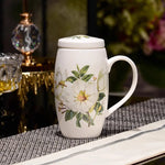 tasses thé céramique fleurs classiques poignées couvercle blanc rose vert