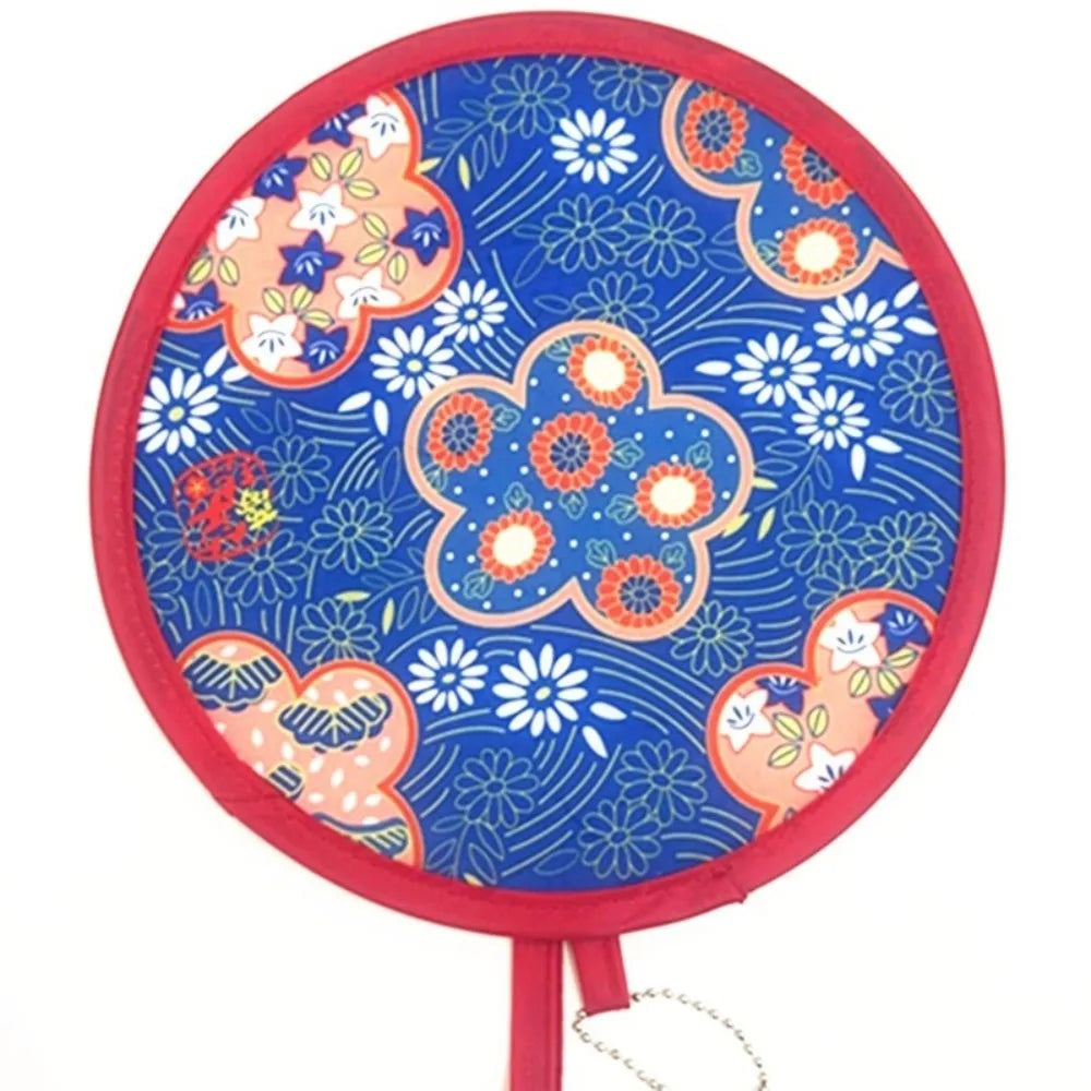 éventail pliant traditionnel japonais motif floral chaîne métallique bleu rose violet rouge blanc