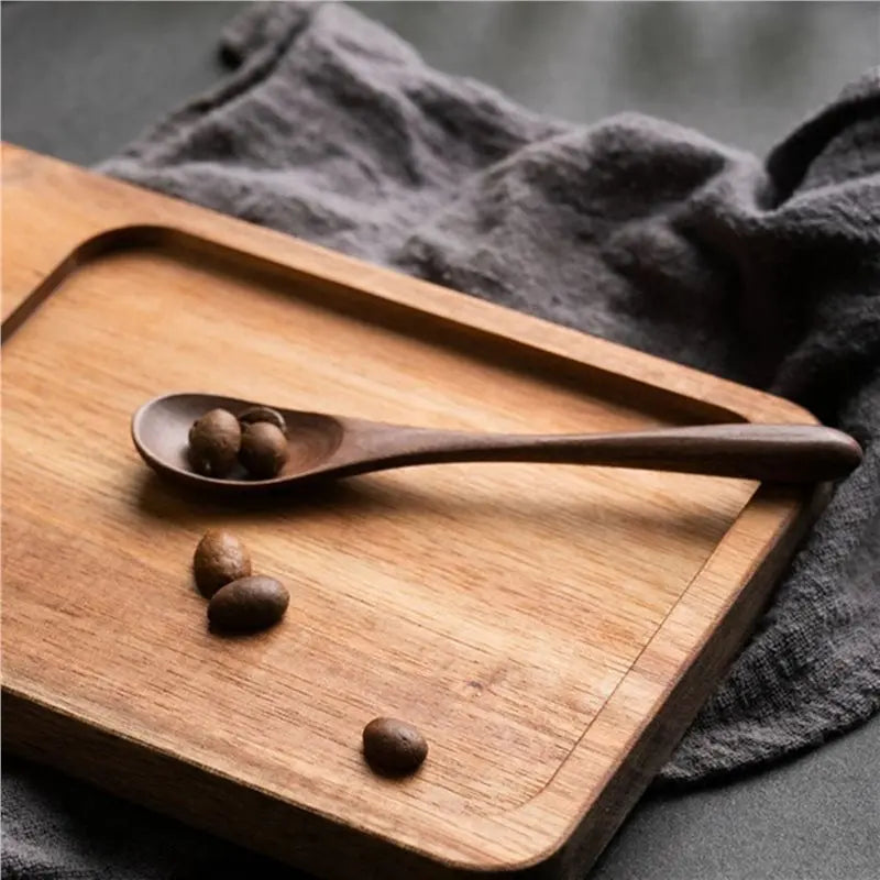 plateau bois naturel moderne tasse cuillère serviette grains cacao postale feuille